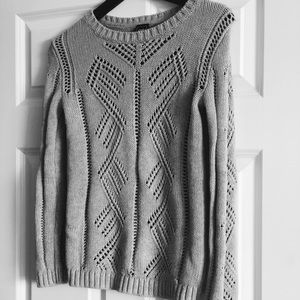 GAP sweater